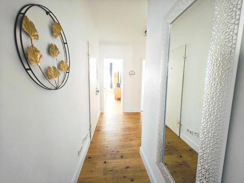 3 Room Downtown Apartment Bilk - image 11