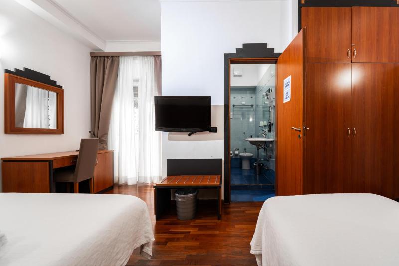 Hotel City Center - image 3