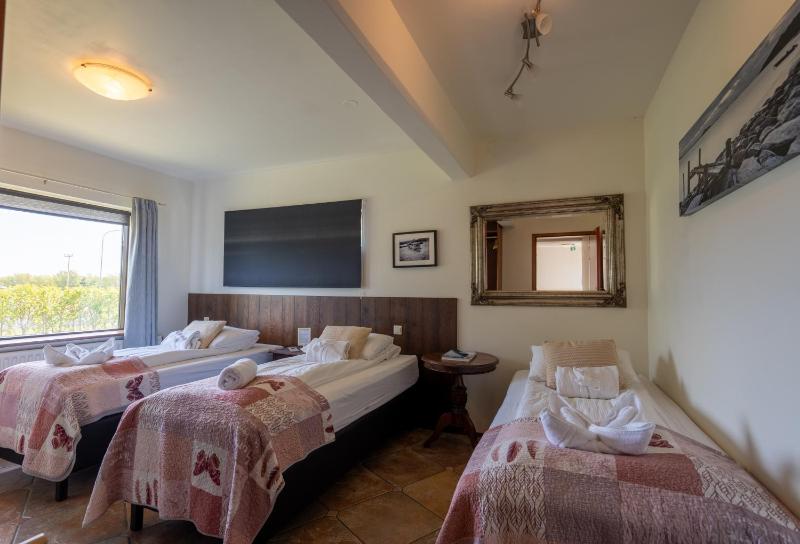 Standard Triple Room image 1