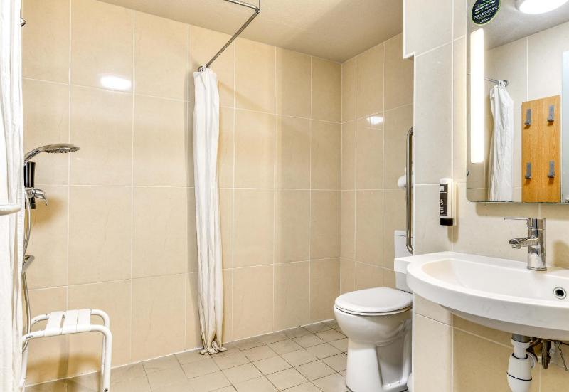 Double Room - Disability Access image 1