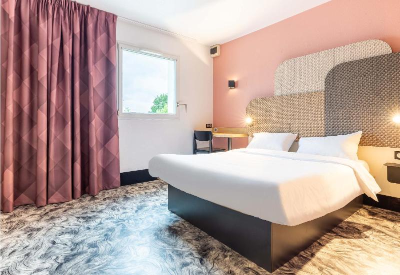 Double Room - Disability Access image 3