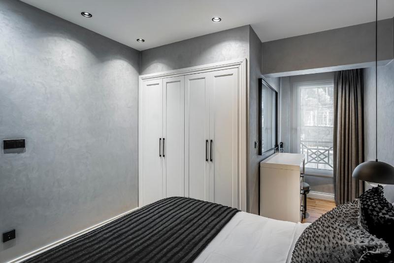 Two-Bedroom Deluxe Apartment image 3