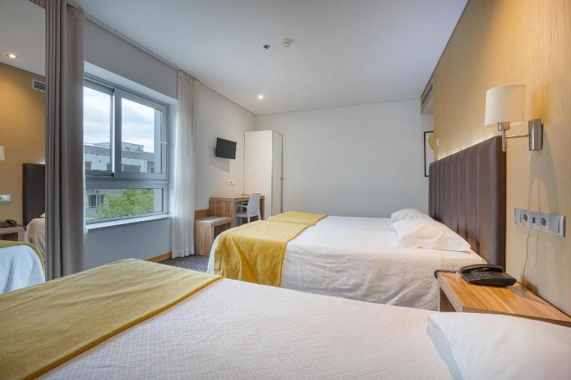 Triple Room image 2