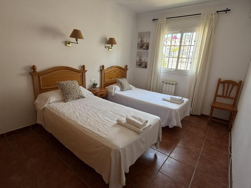 Nerja Paradise Rentals - Villa Jazmines - image 18