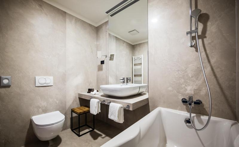 Superior Double or Twin Room with Sea View image 1