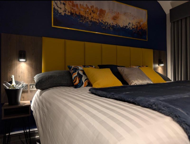 Executive Double Room image 4