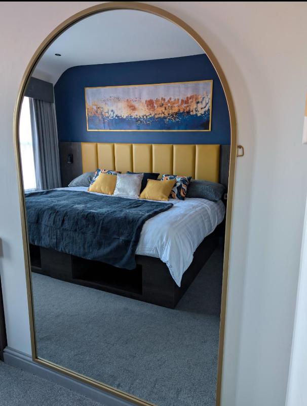 Executive Double Room image 2