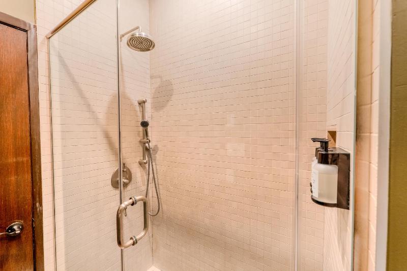 Self Check-In Boutique Hotel - Quartier latin - Room 202 - image 11