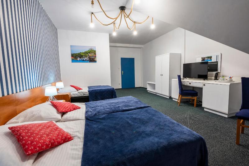 Triple Room image 3