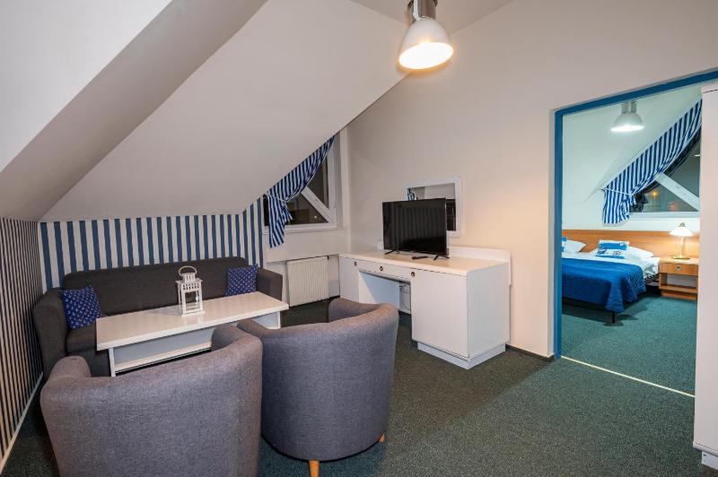 Apartment image 4