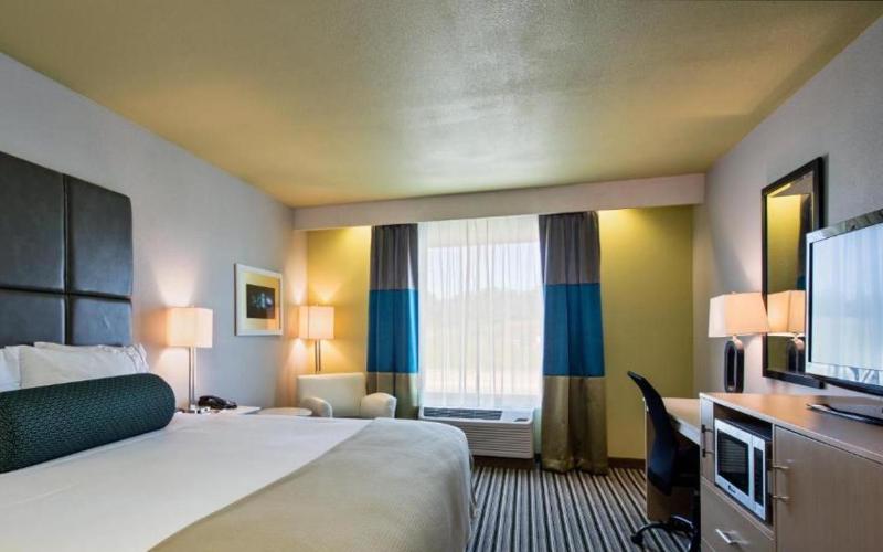 Standard Room image 3