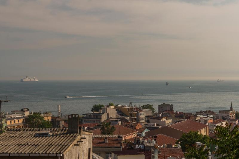 Istanbul Amedros Home - image 9