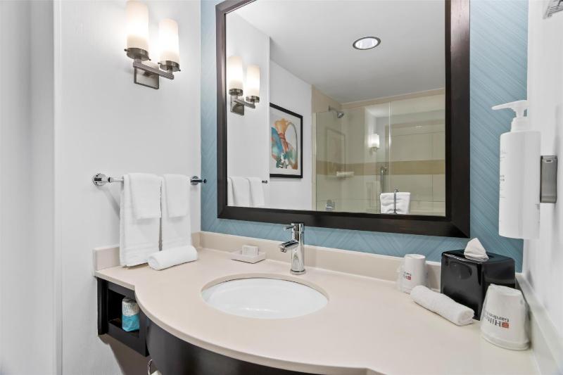King Room image 2
