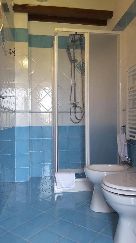 Standard Double Room image 3