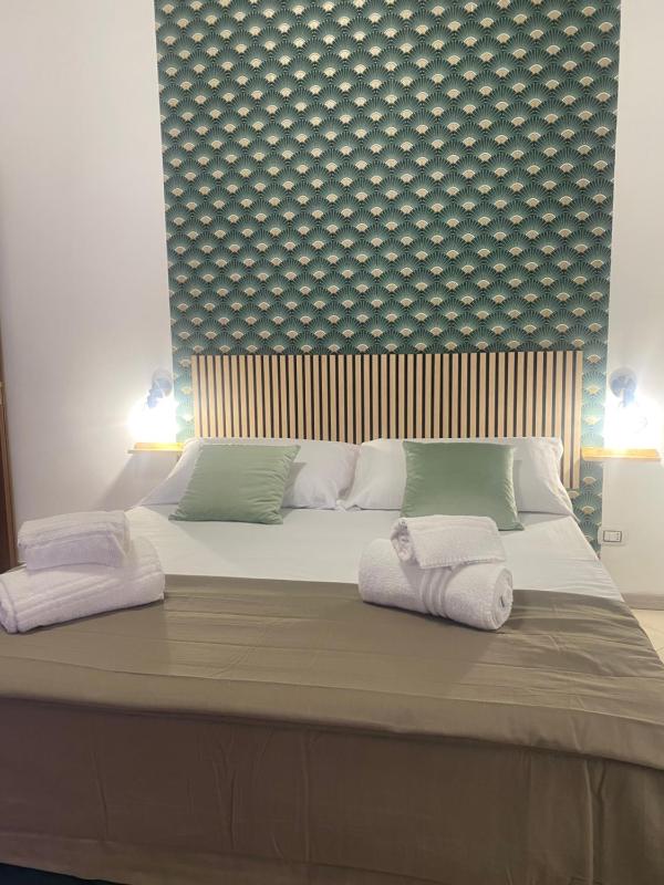 Florio Rooms - image 22