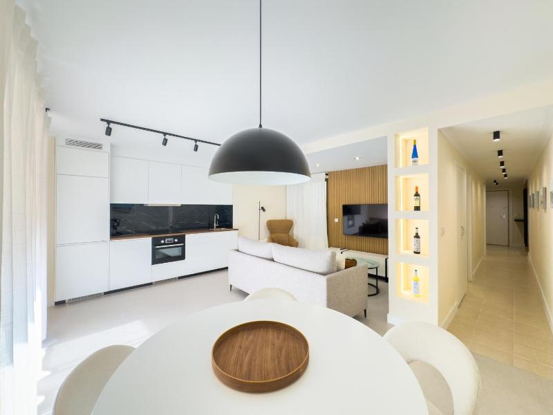 163 Fabulous Apartment Alicante-Holiday - image 3