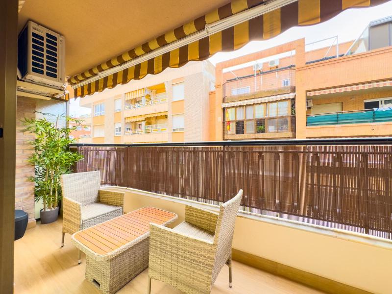 163 Fabulous Apartment Alicante-Holiday - image 7