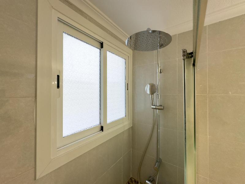 163 Fabulous Apartment Alicante-Holiday - image 16