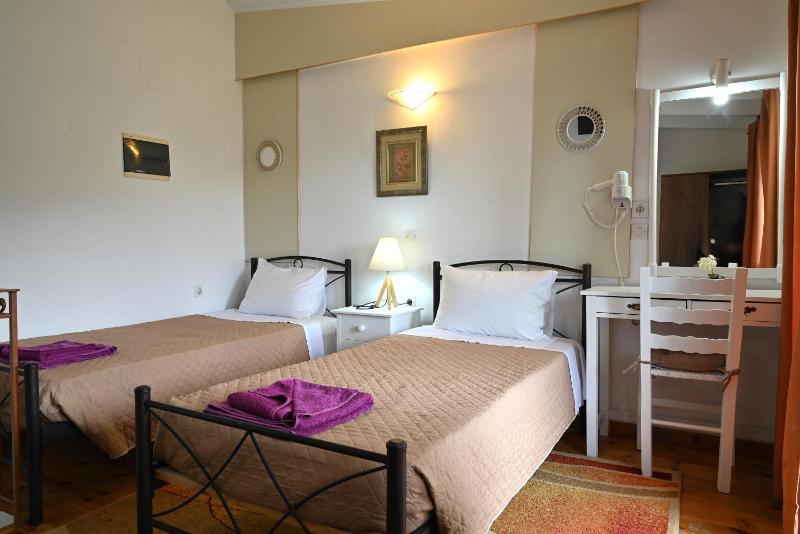 One-Bedroom Apartment Split Level image 3