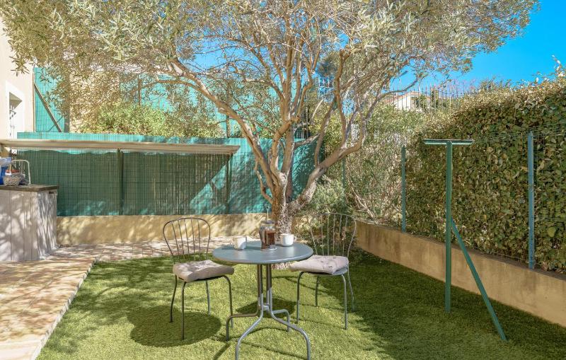 Amazing Home In Sanary-Sur-Mer With Wifi - image 22