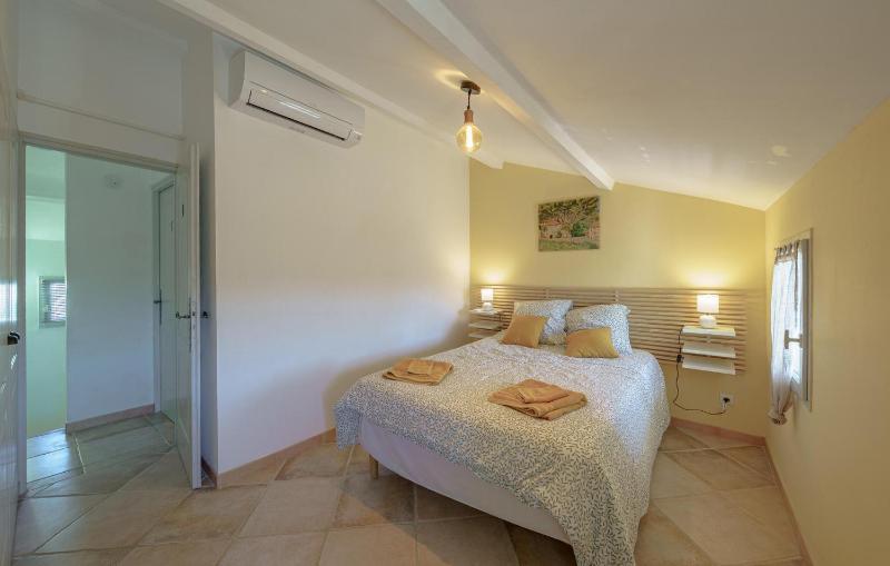 Amazing Home In Sanary-Sur-Mer With Wifi - image 20