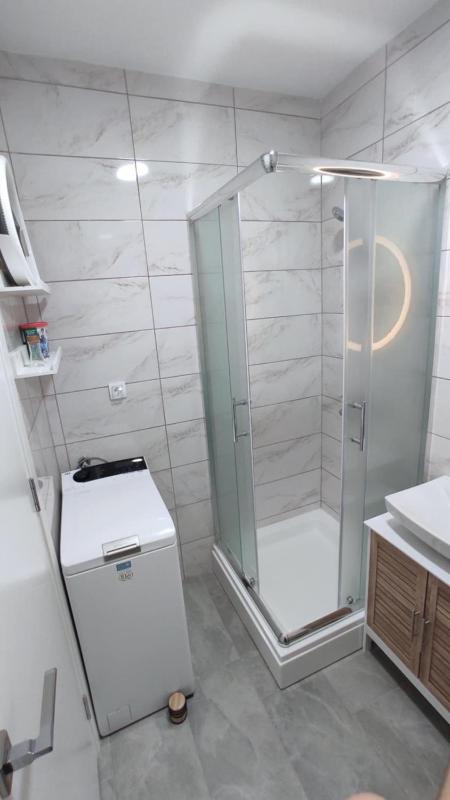 Miracle Apartment - image 16