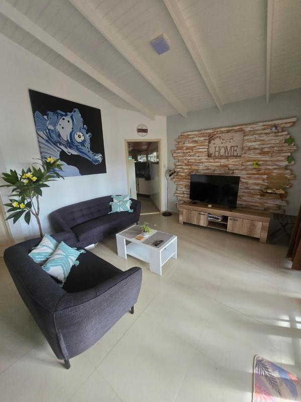 Bungalow B06 Seru Coral - image 11