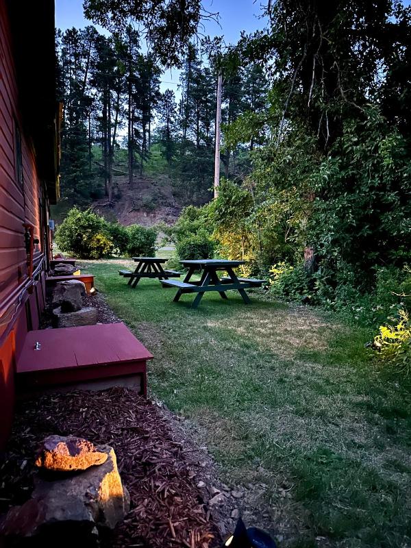 One-Bedroom Bungalow image 3