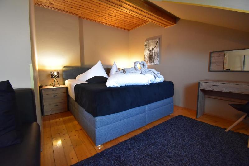 Double Room image 4