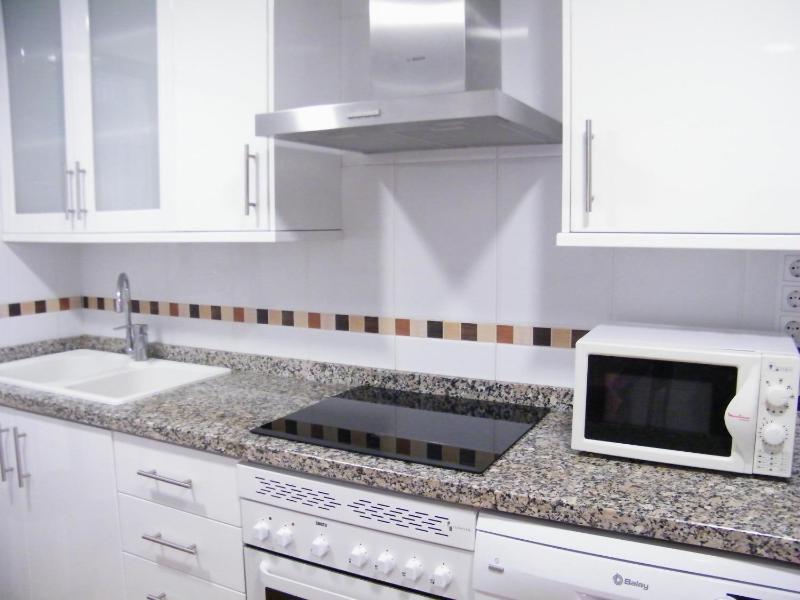 Apartamento con parking - 2 habitaciones - ES-314-34 - image 4