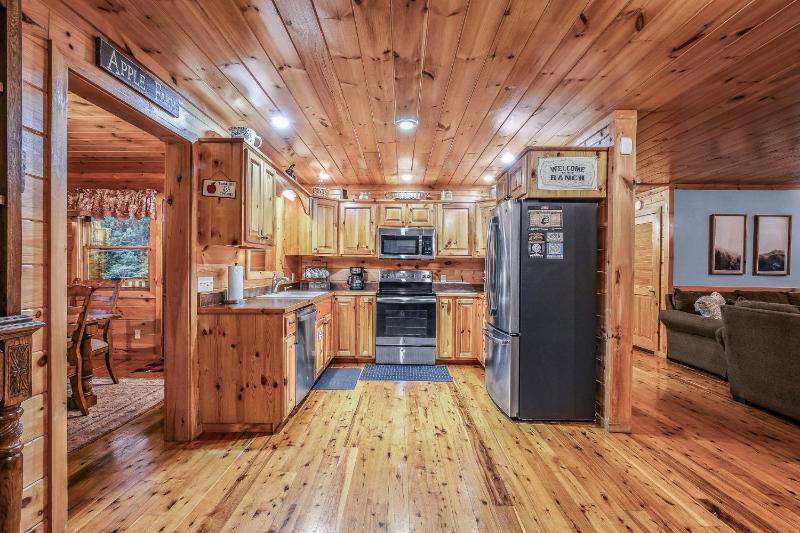 The Ranch Cabin in Great Smoky Mountain - image 36