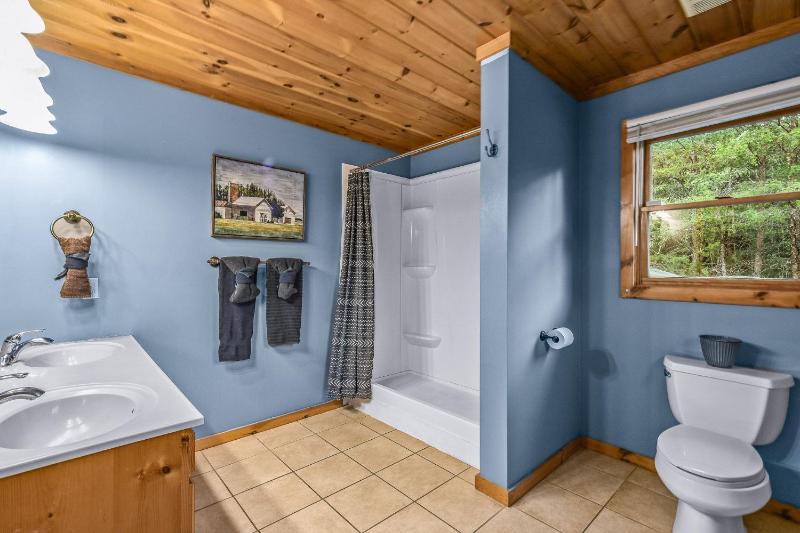 The Ranch Cabin in Great Smoky Mountain - image 26