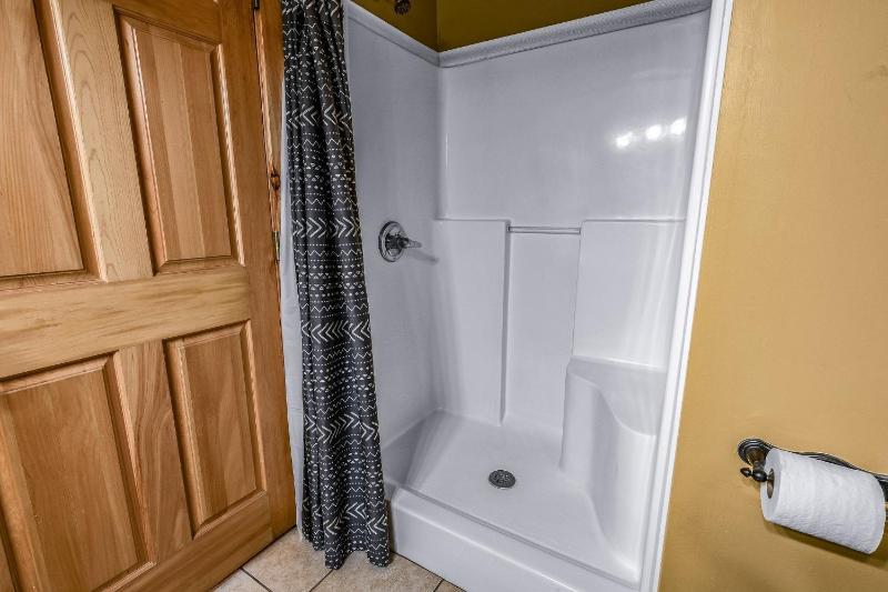 The Ranch Cabin in Great Smoky Mountain - image 43