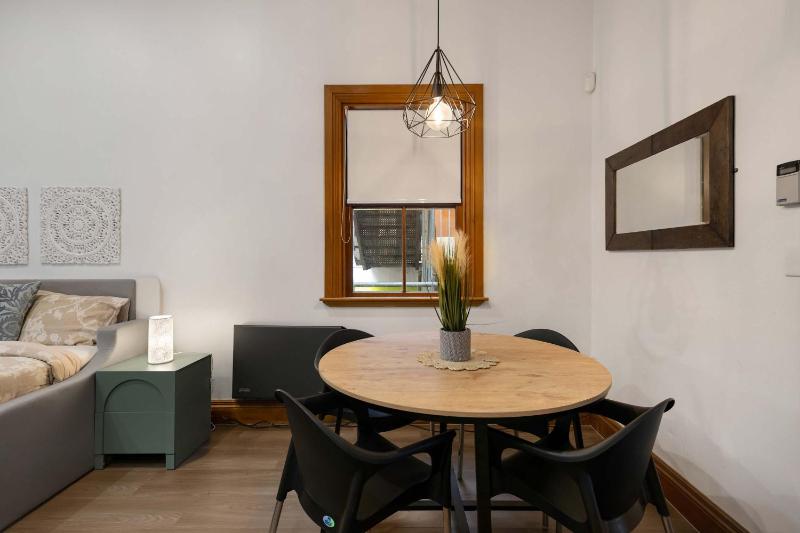 Lambton Quay Loft - Sleeps 11 - image 43