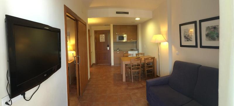 One-Bedroom Apartment (1 Adult) image 1
