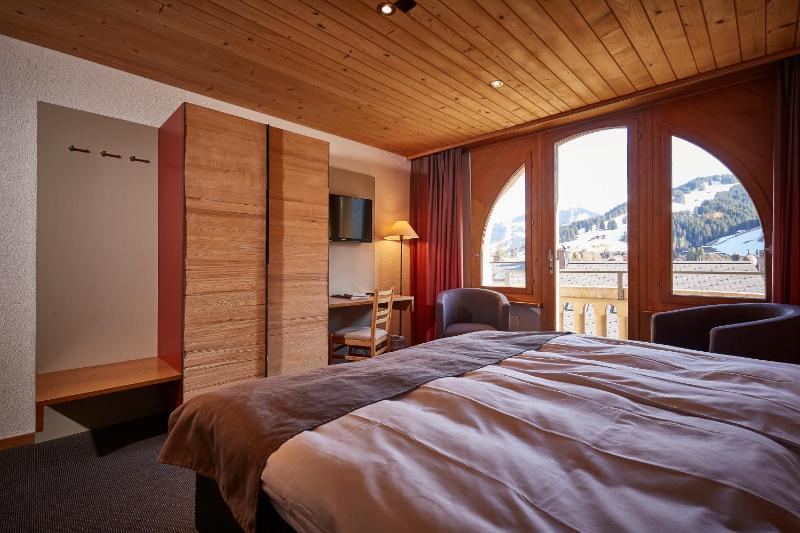 Double Room image 3