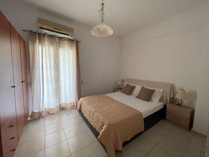 One-Bedroom Apartment image 1