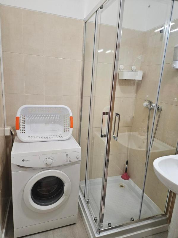 StayHub Quarteira Sea Breeze 2Min Walk to the Beach - image 16