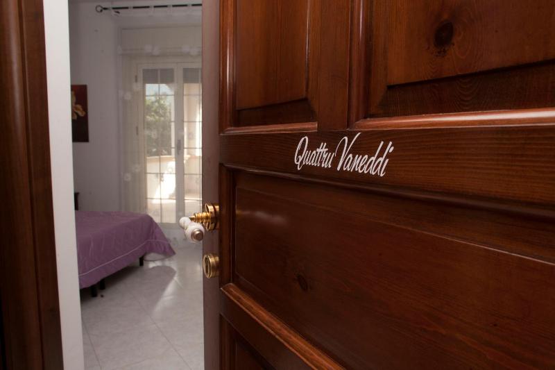 Double Room with Terrace image 4