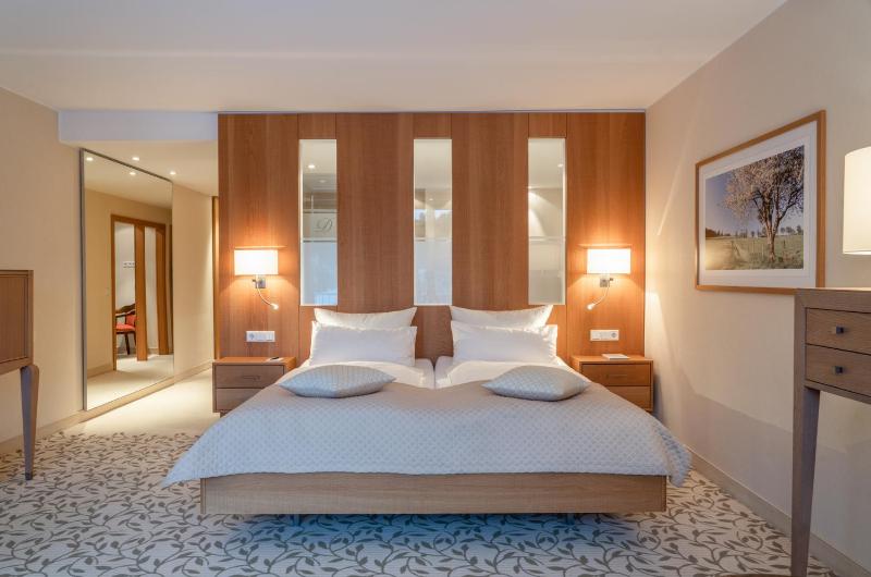 Junior Suite Haupthaus Teichblick image 3
