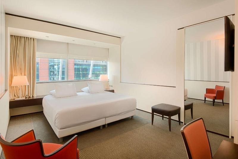 Standard Double or Twin Room image 1