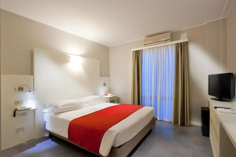 Comfort Double Room  image 4