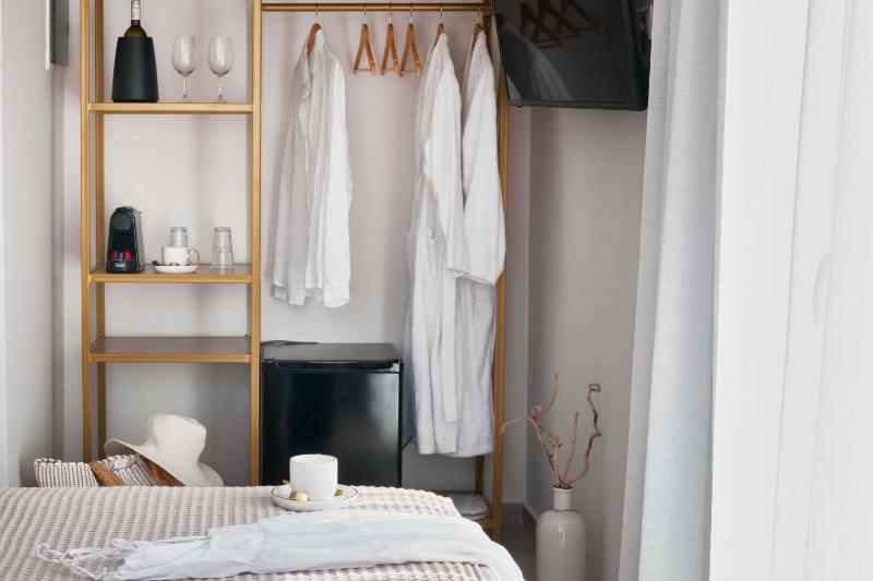 Standard Double Suite image 4