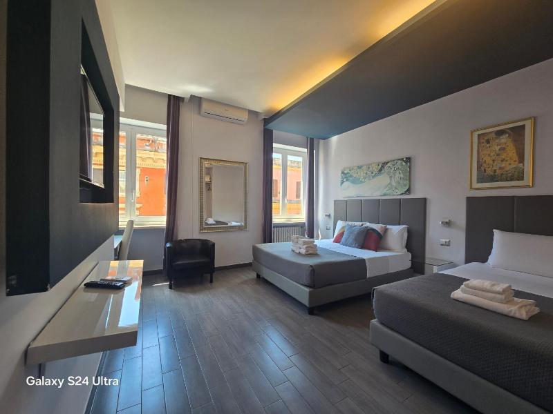 Superior Double Room image 2