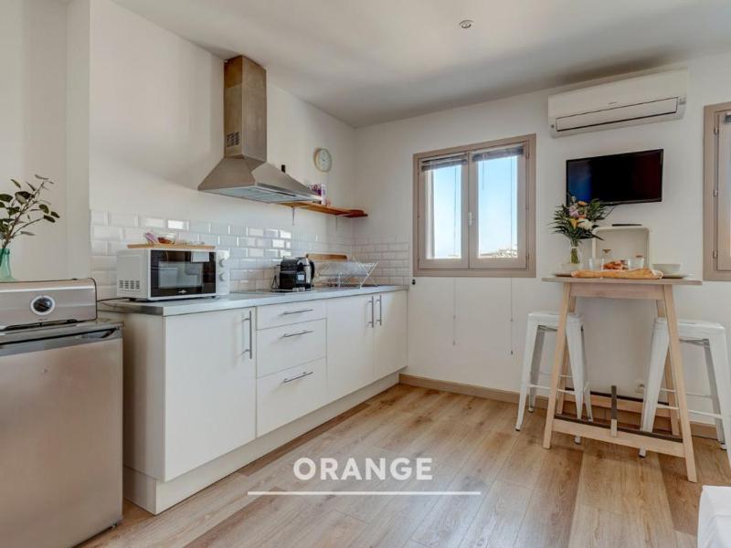 Studio Apartment - Orange image 1