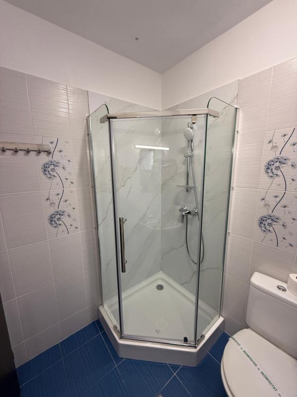 Standard Double Room image 4