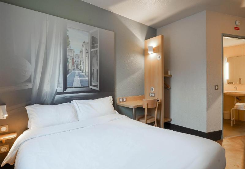 Double Room - Disability Access image 2