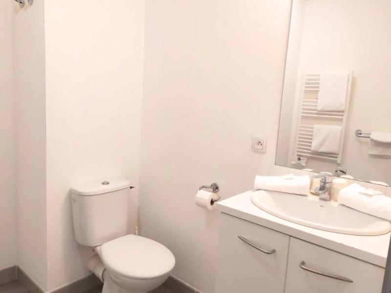 Studio with Double Bed image 2