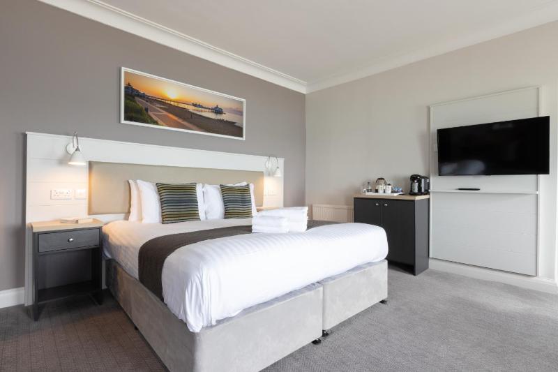 Superior Double Room image 3