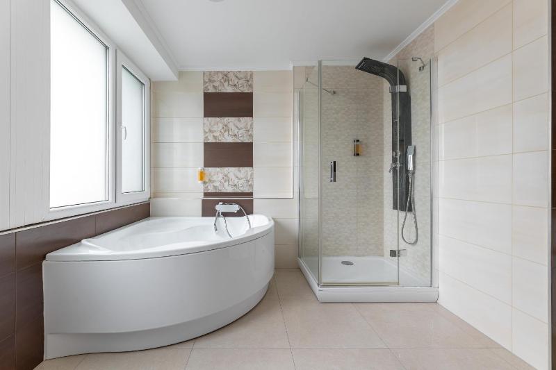 Executive Suite image 2
